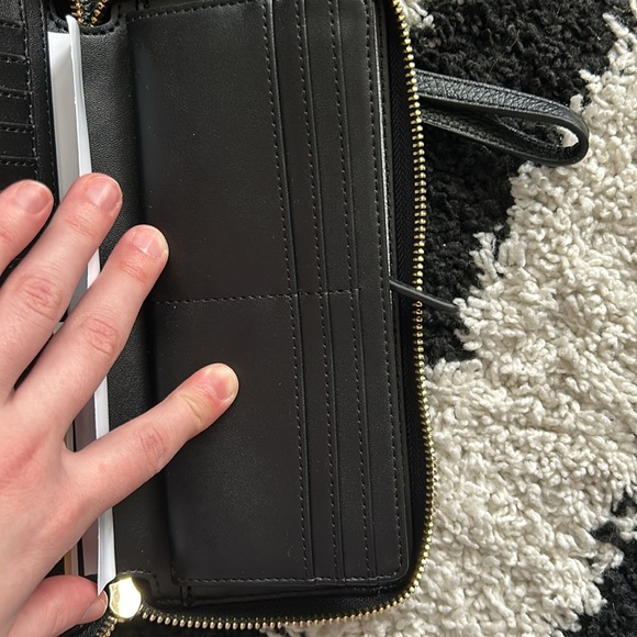 NWT MICHAEL KORS Black&Gold WristletWallet with Compartments100% Genuine Leather - Picture 9 of 17